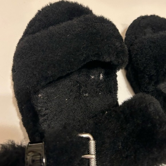 UGG Fuzz Yeah Black Furry Comfy Slipper Slide Slip on Sandal with buckle Size 7 - Picture 8 of 8